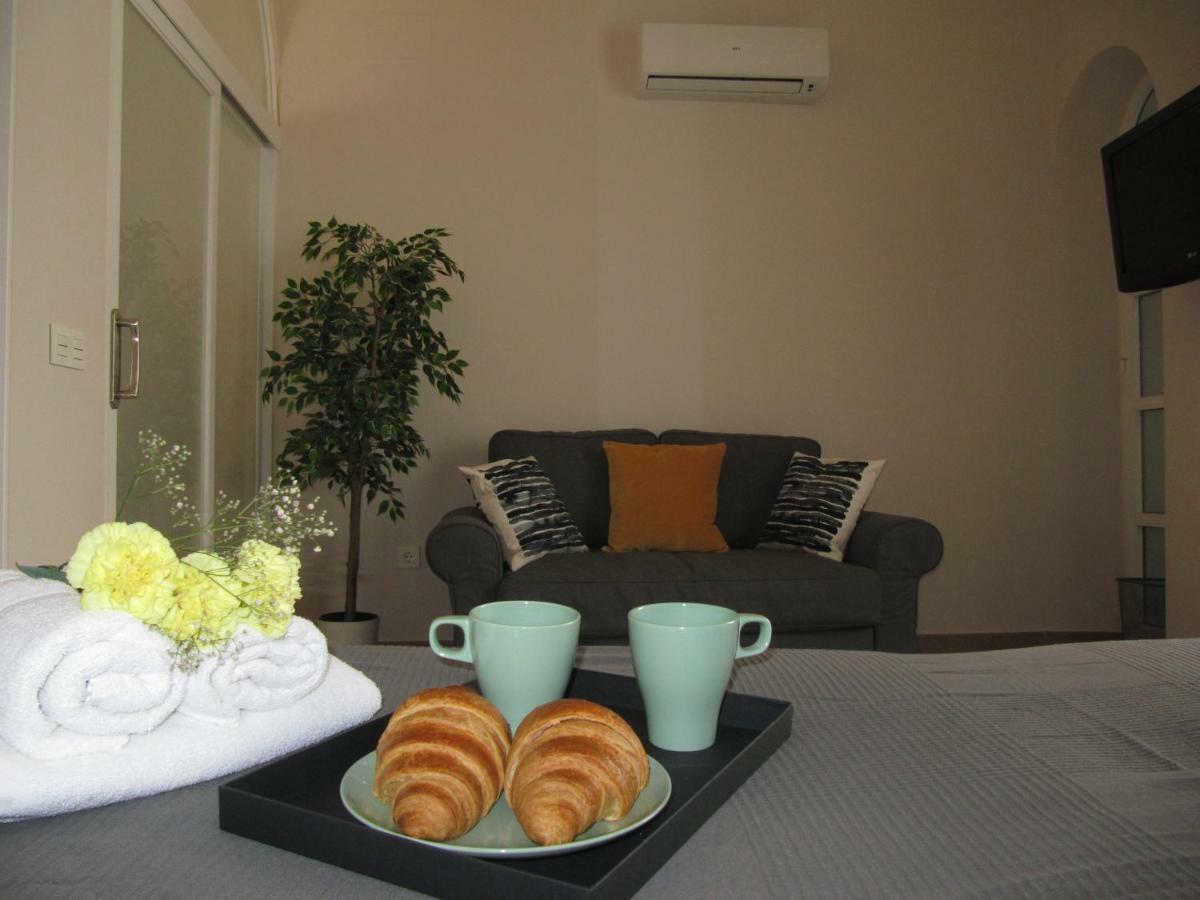 Life Apartments Guadalete Херес-де-ла-Фронтера Экстерьер фото