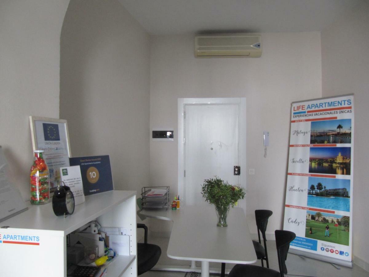 Life Apartments Guadalete Херес-де-ла-Фронтера Экстерьер фото